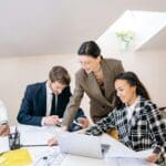 ¿Evaluar para premiar o para mejorar? El dilema no resuelto en muchas administraciones