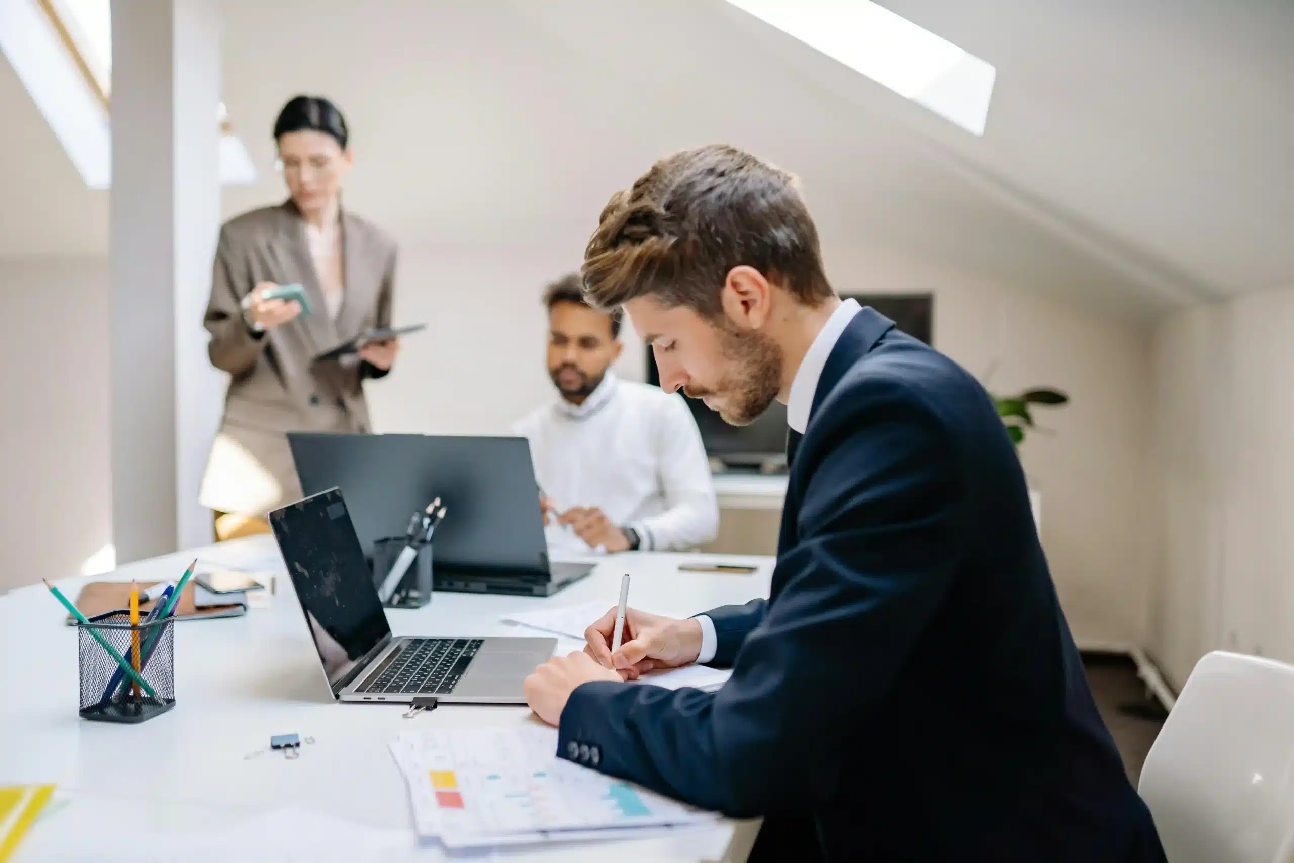 3 pilares clave que no pueden faltar en un sistema de evaluación del desempeño
